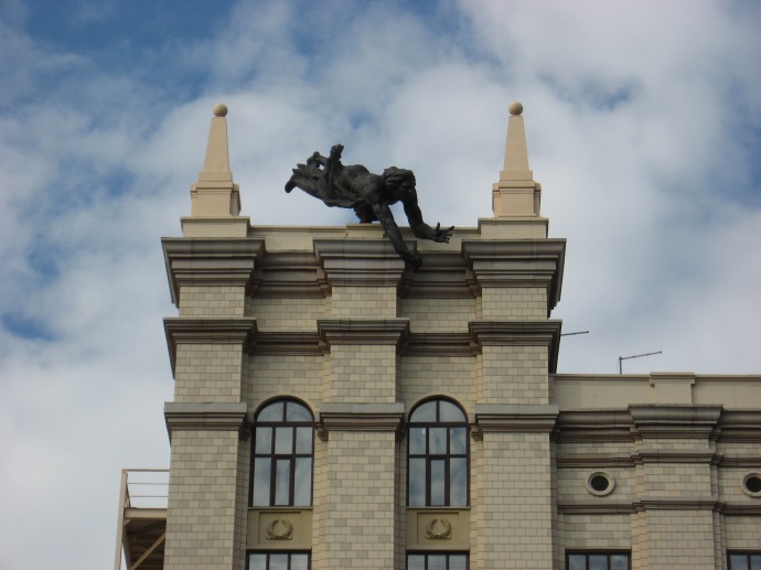 Chelyabinsk university statue