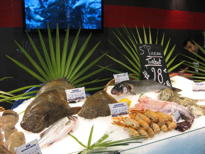 Seafood shop display - even better cooked up!