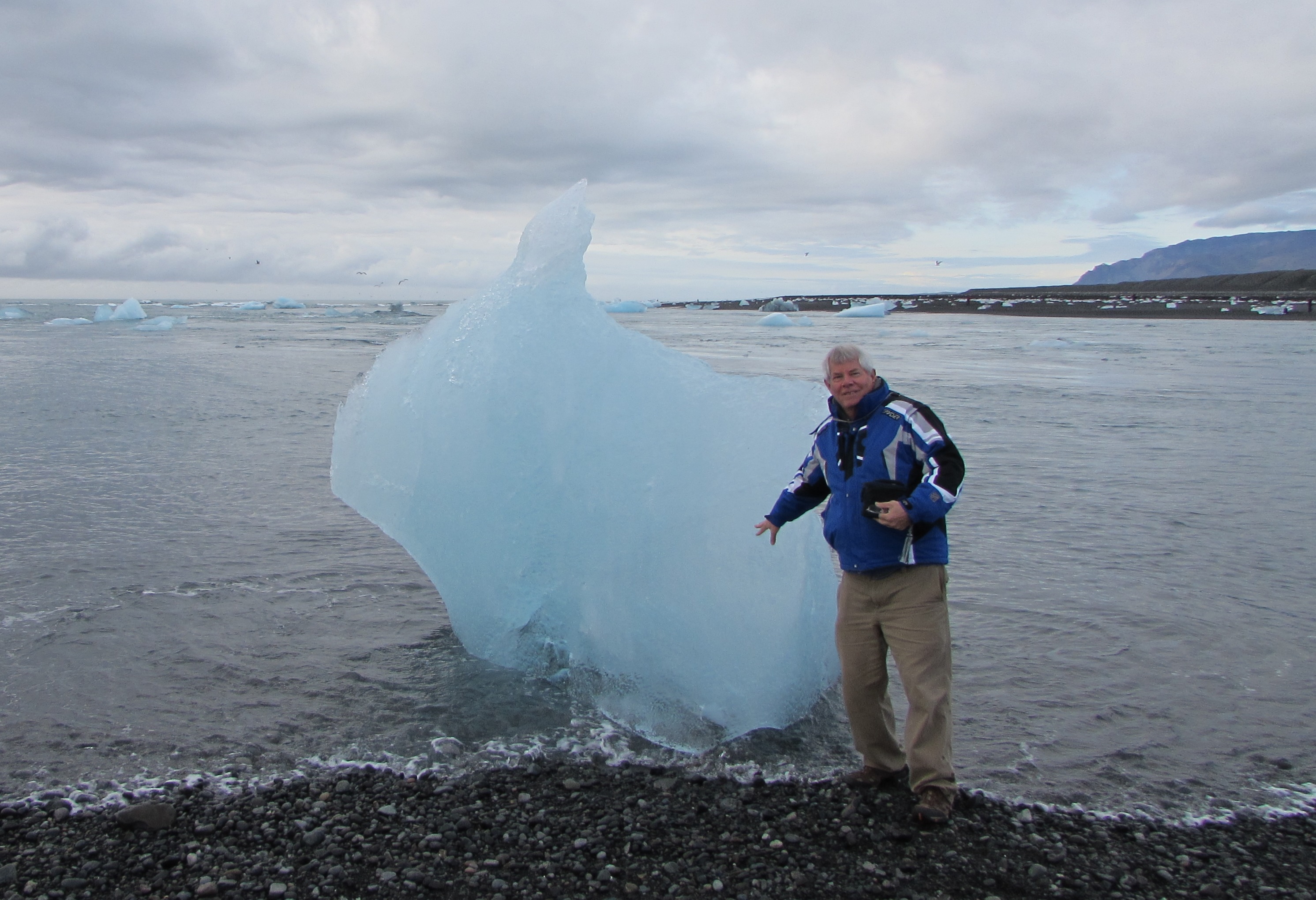Ray with Iceberg